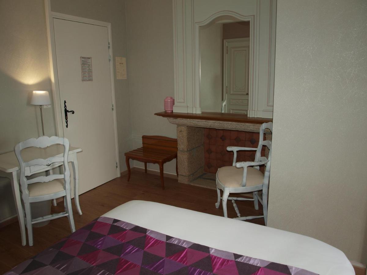 Hotel Les Deux Magots La Roche-Bernard Exteriör bild