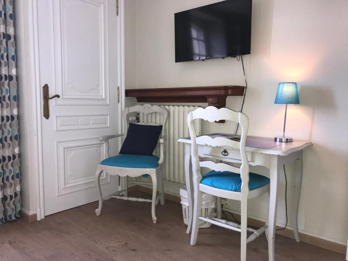 Hotel Les Deux Magots La Roche-Bernard Exteriör bild